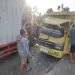 Truk di Ring Road Tuban.