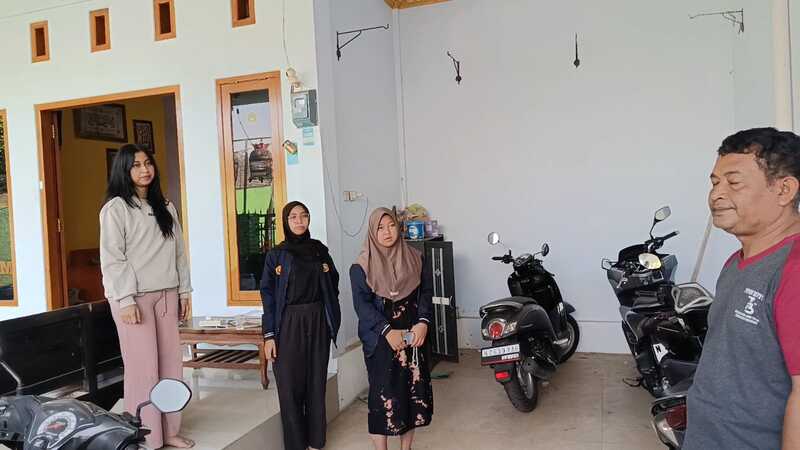 Seluruh Mahasiswa KKN Unej Dipulangkan dari Lumajang, Buntut Dua Motor Hilang 1 Mahasiswa KKN Unej.