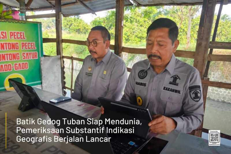 Batik Tenun Gedog Tuban.