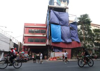 DPRD Surabaya.
