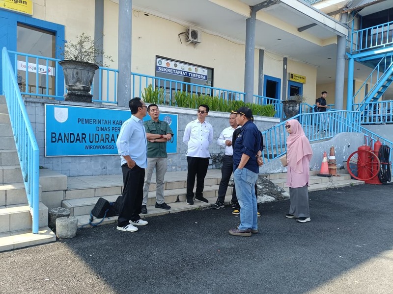 Bandara Notohadinegoro Jember Siap Mengudara Lagi, Pesawat Perdana Mendarat 17 Agustus 1 Bandara Notohadinegoro.