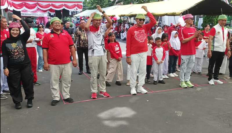 Kodim 0833 Kota Malang lomba agustusan.