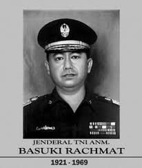 Profil Pahlawan Nasional Basuki Rachmat, Dari Jalanan Tuban Menuju Catatan Emas Sejarah Bangsa 10 Basuki Rachmat.