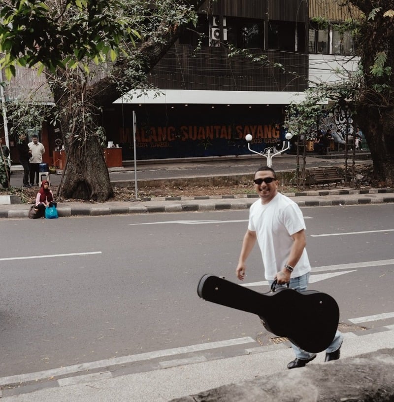 Simak! 10 Fakta Menarik Sal Priadi usai Rilis Lagu Terbaru "Malang Suantai Sayang" 1 Sal Priadi.