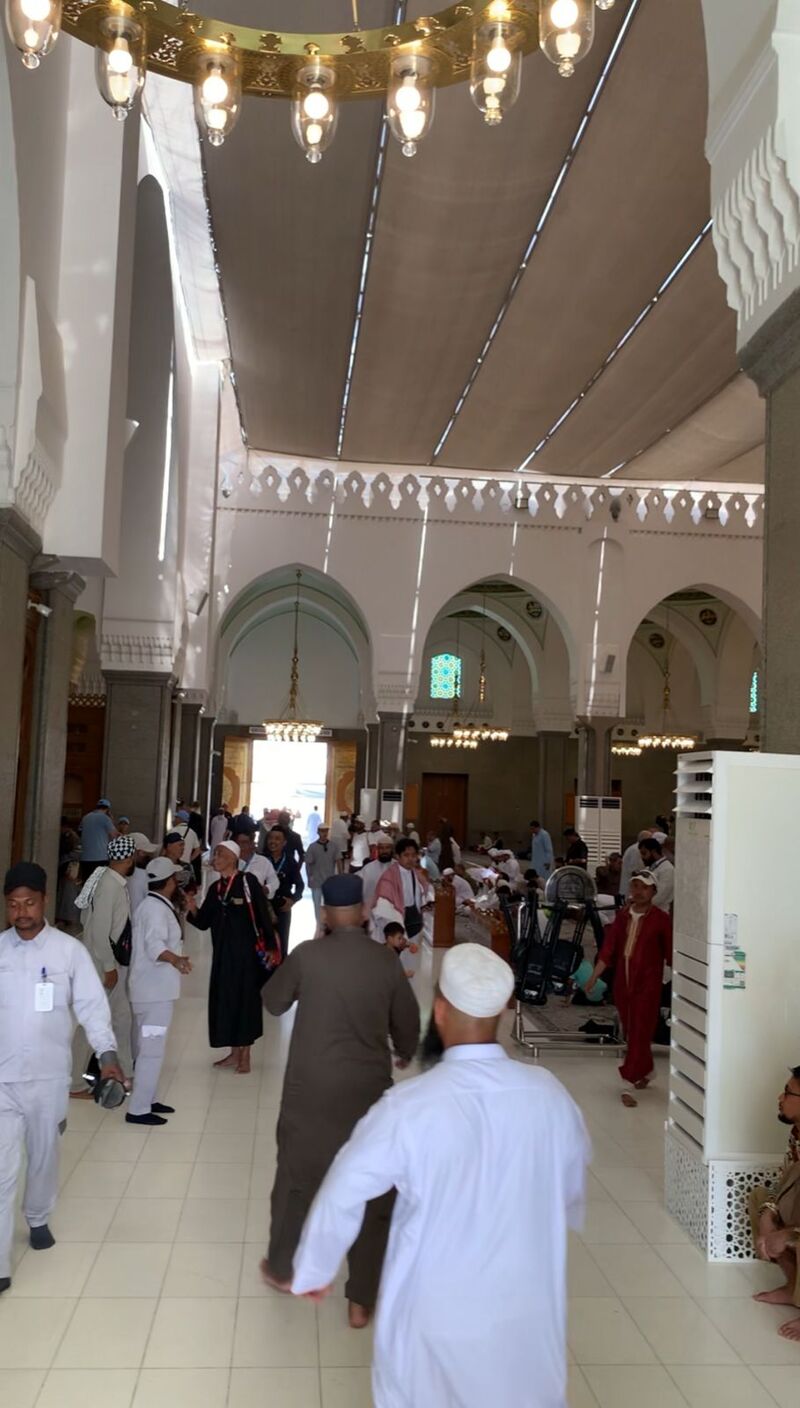 Tugu Media Group di Masjid Quba.