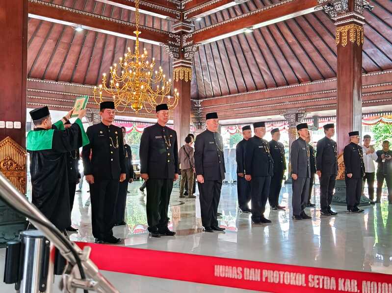 Belasan Pejabat Pemkab Mojokerto Dimutasi, Tegaskan Tak Ada Pungutan 1 Pejabat Pemkab Mojokerto.