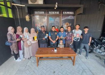 Warga Tuban.