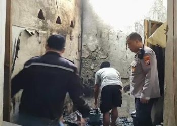 Dapur Warga Mojokerto Terbakar