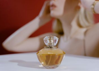 Cara Pakai Parfum