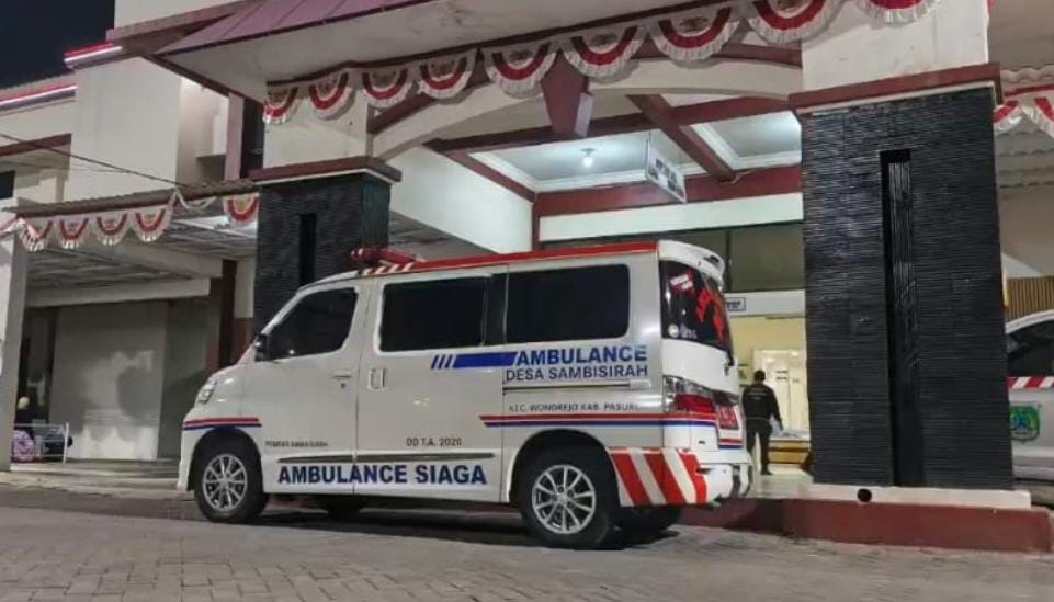 Sepeda Motor Tabrak Ban Serep Lepas dari Truk di Pasuruan Sebabkan Tiga Orang Luka Parah 1 Sepeda Motor Tabrak Ban Serep Lepas dari Truk