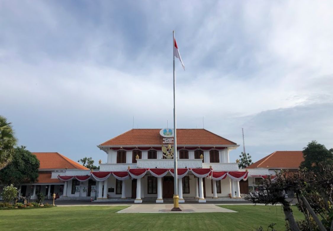 Gedung Negara Grahadi Surabaya
