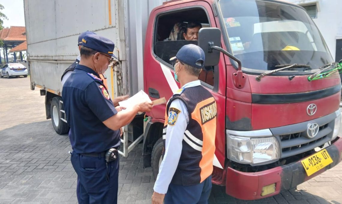 Puluhan Kendaraan Ditindak Saat Razia di Terminal Mojosari Mojokerto 1 Razia di Terminal Mojosari
