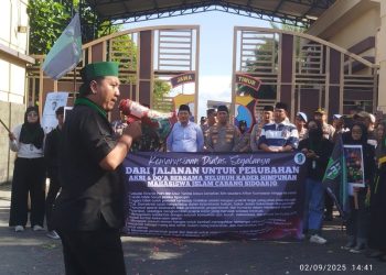 HMI Sidoarjo.