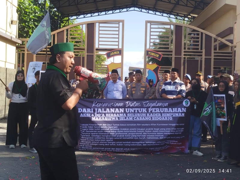 Demo HMI Sidoarjo Juga Tuntut Pemerintah Basmi Rokok Ilegal 1 HMI Sidoarjo.