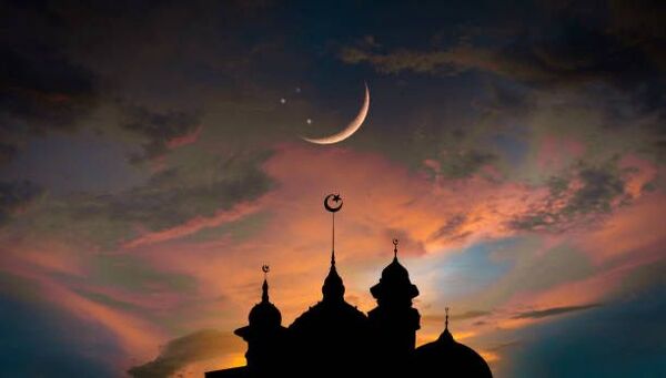 Maulid Nabi Muhammad SAW 2025: Intip Sejarah, Makna, dan Perayaan Umat Islam 1 Maulid Nabi Muhammad.