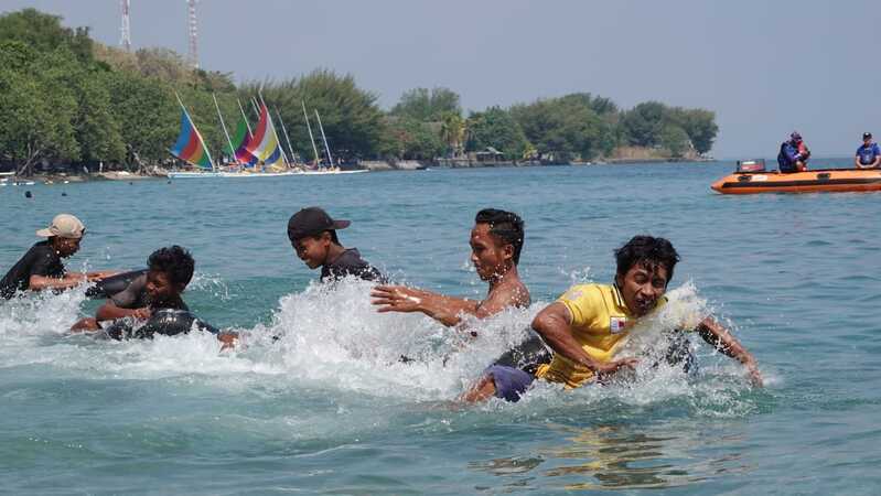 Pantai Pasir Putih di Situbondo.