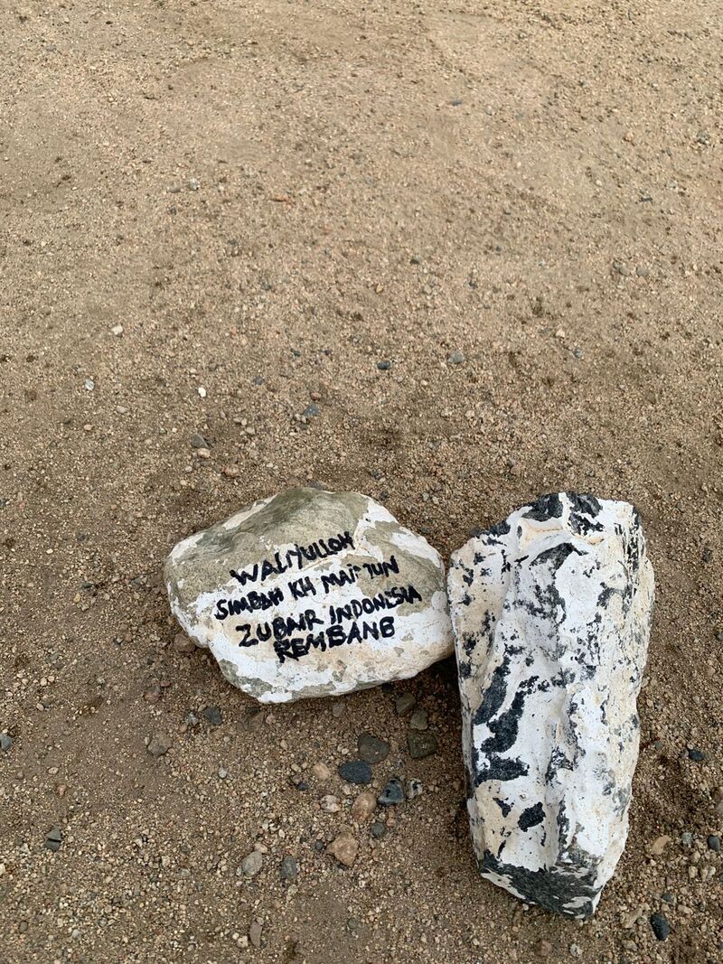 Berziarah ke Makam Mbah KH Maimoen Zubair di Makkah yang Ternyata Begitu Populer (20) 1 Maimoen Zubair.