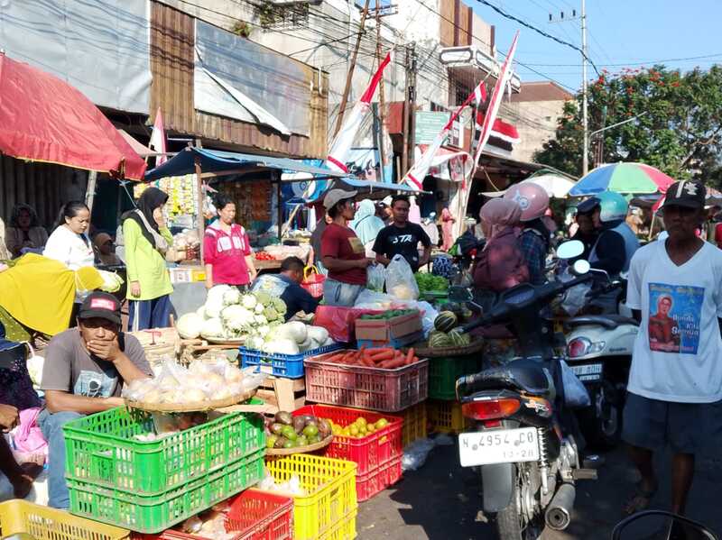 Pedagang Pasar Kebalen.