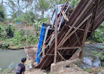 Jembatan Wadung Pakisaji.