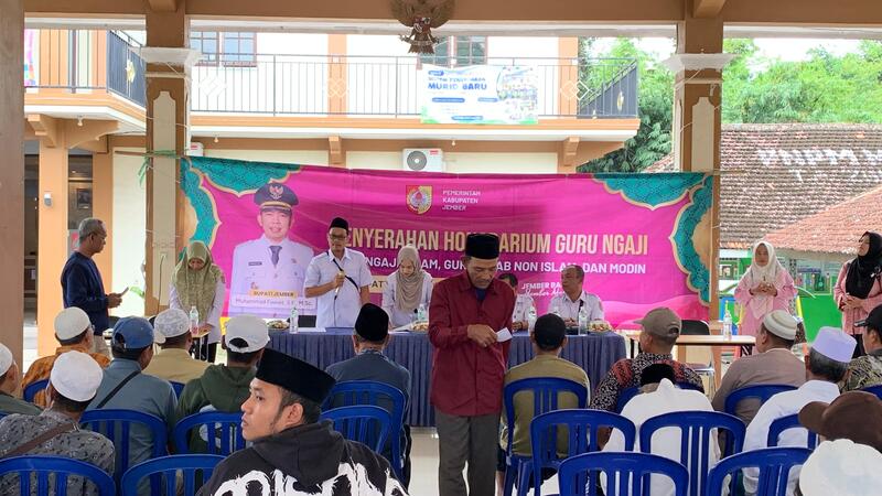 Insentif guru ngaji di Jember.