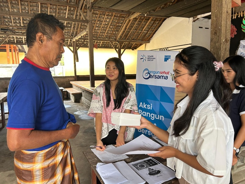 CSR TBIG warga Bali.