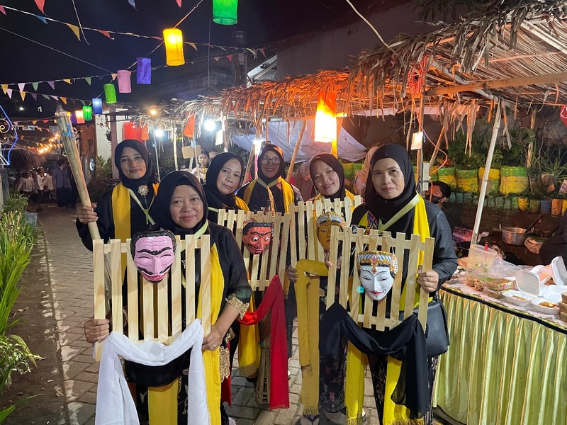Topeng menak Festival Sekarbanjar.