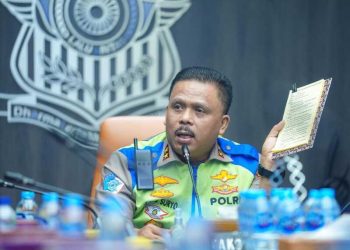 Penggunaan sirene.
