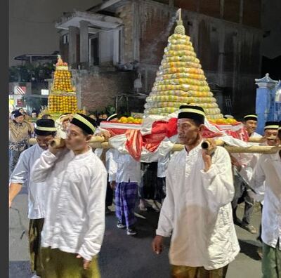 Kirab Festival Sekarbanjar.