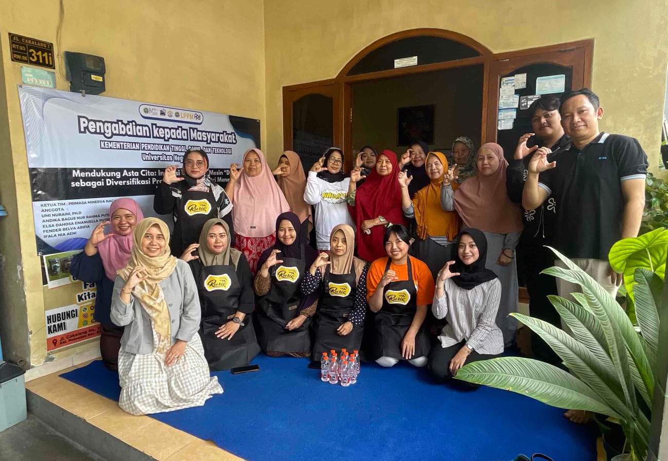 Dukung UMKM Kota Malang, Tim Pengabdian DPPM 2025 UM Gandeng Rurie Snack Tingkatkan Diversifikasi Produk Lewat Teknologi Mesin DivMac 3 UM