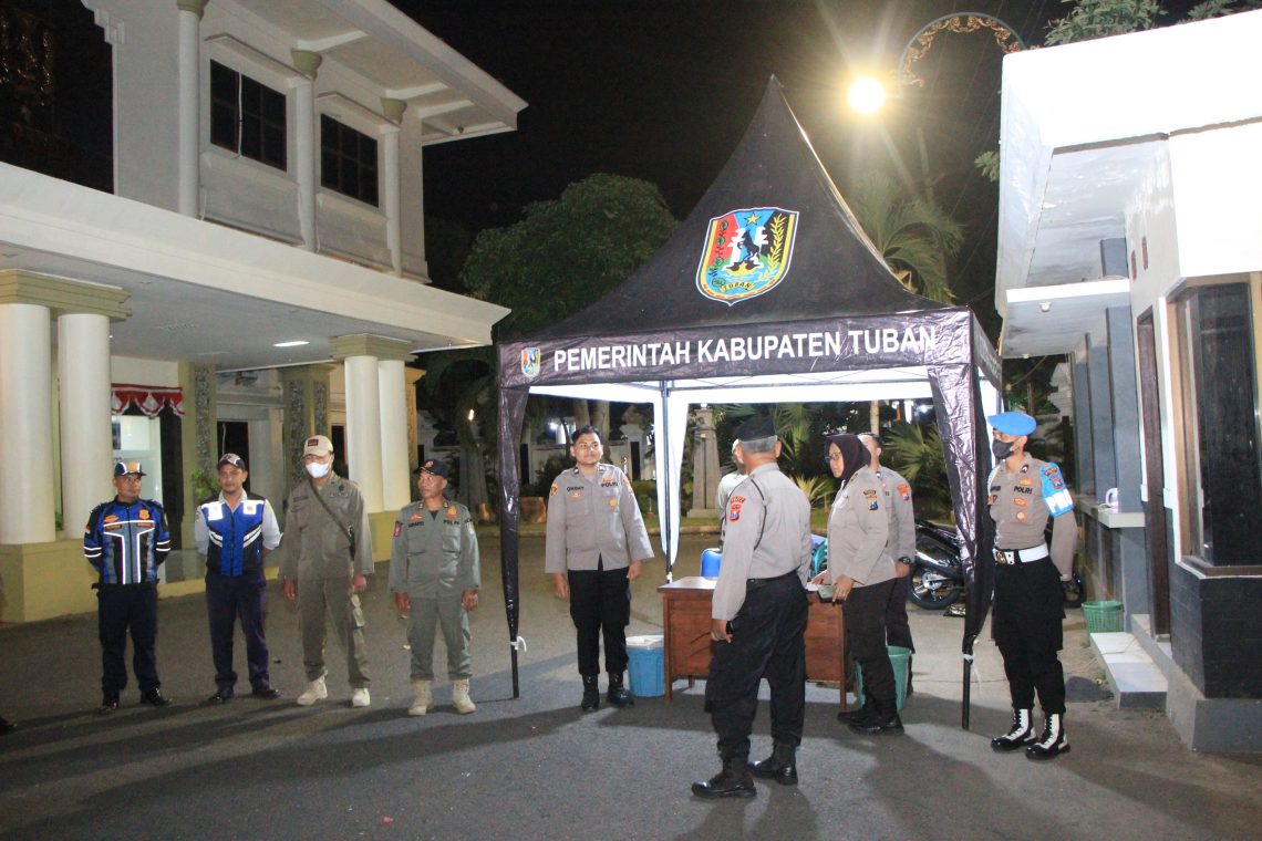Saat Pos Siskamling Warga Tuban Dapat 'Tamu Istimewa' 1 Pos Siskamling Warga Tuban