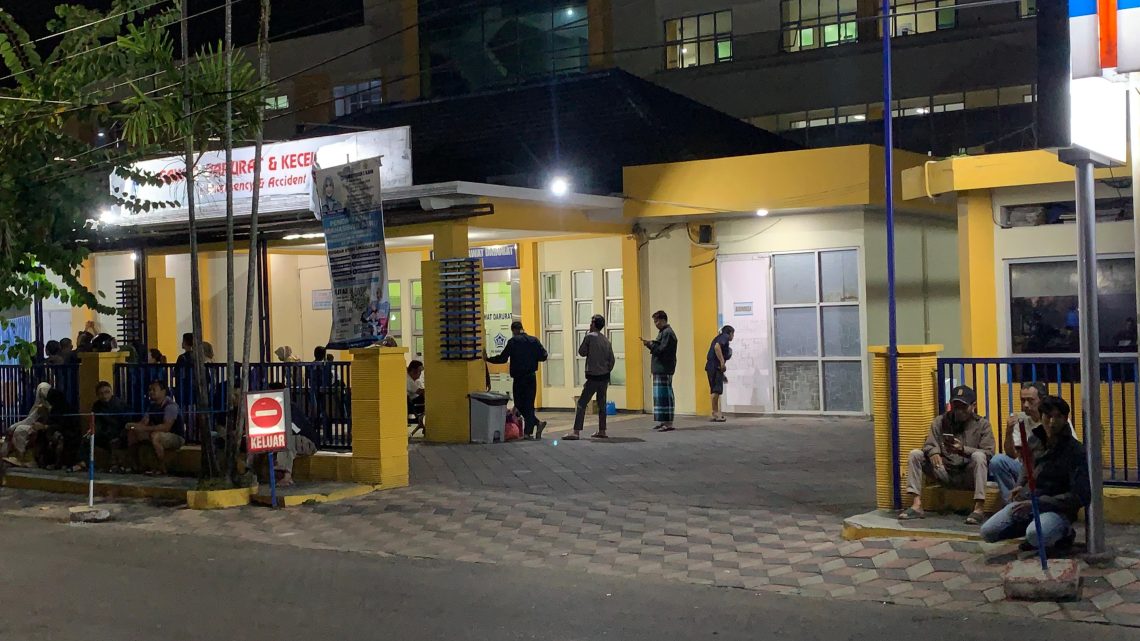 Puluhan Ambulans Dikerahkan Evakuasi Korban Kecelakaan Rombongan RS Bina Sehat Jember di Jalur Bromo 1 RS Bina Sehat Jember