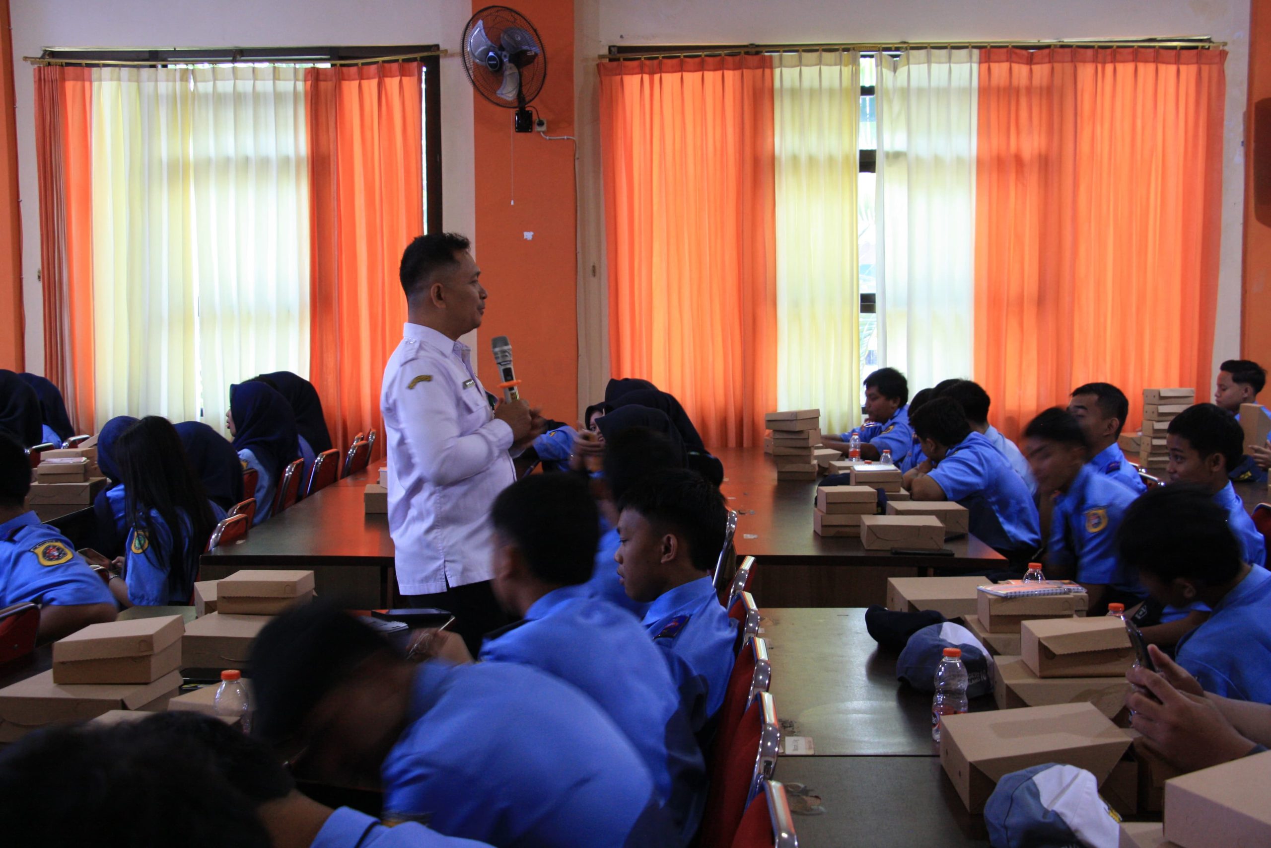 Satpol PP Goes to School