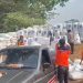 Kisah Relawan di Benteng Karung Jalur Ekstrem Mojokerto