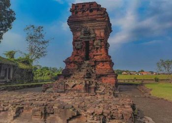 Candi Bangkal.