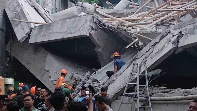 Pakar Struktur Unej Pasca Tragedi Ponpes Al-Khoziny Sidoarjo: Kenali Retakan dan Kemiringan, Tanda Awal Gedung Bisa Ambruk 1 Ponpes Al-Khoziny.