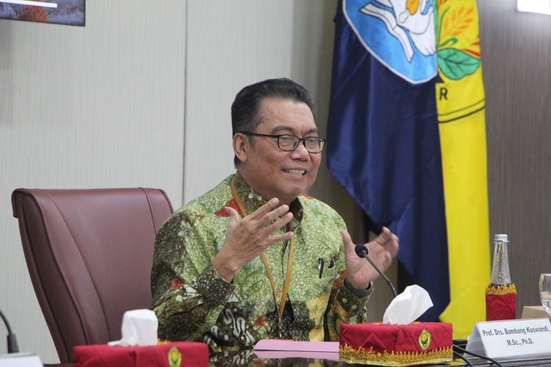 Dosen Unej paling berpengaruh 2025.