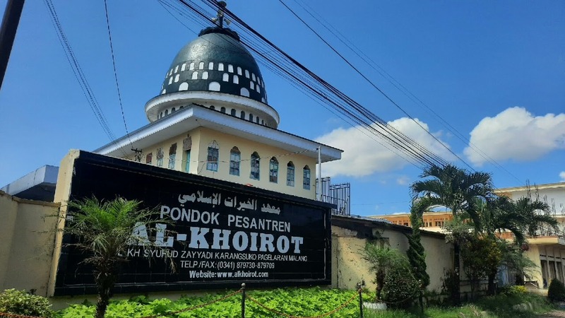 Santri internasional Ponpes Al-Khoirot Malang.
