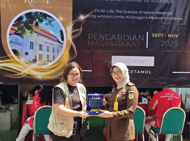 IKA FK Unair 2012.
