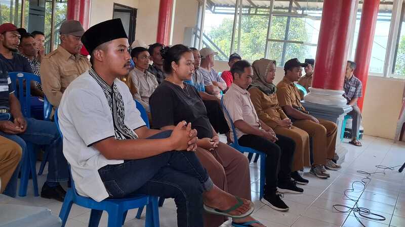 Anak tuan tanah di Wagir.