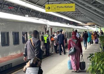 Stasiun Mojokerto.