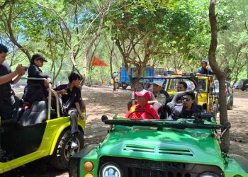 Segoro Kidul Jeep Adventure.