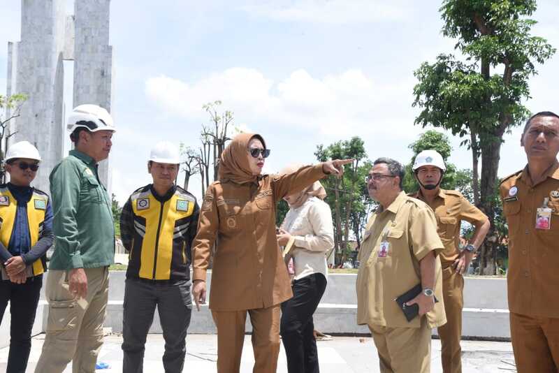 Sidak Progres Revitalisasi Alun-Alun Sidoarjo, Wabup Minta Proyek Selesai sesuai Kontrak 1 Alun-Alun Sidoarjo.