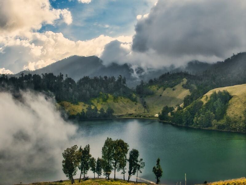 Eksplor Surga Tersembunyi, Wisata Alam di Lumajang Ini Jadi Hidden Gem Jatim 5 WhatsApp Image 2025 10 23 at 10.58.08 1