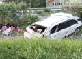Avanza Berpenumpang 5 Orang Oleng di Tol Jombang-Mojokerto