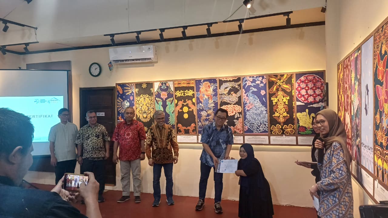 Dwi Lindawati, Wartawan Tugujatim.id Jadi Peserta Terbaik Journalism Fellowship on CSR 2025 Batch II 2 Dwi Lindawati