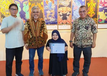 Dwi Lindawati, Wartawan Tugujatim.id Jadi Peserta Terbaik Journalism Fellowship on CSR 2025 Batch II
