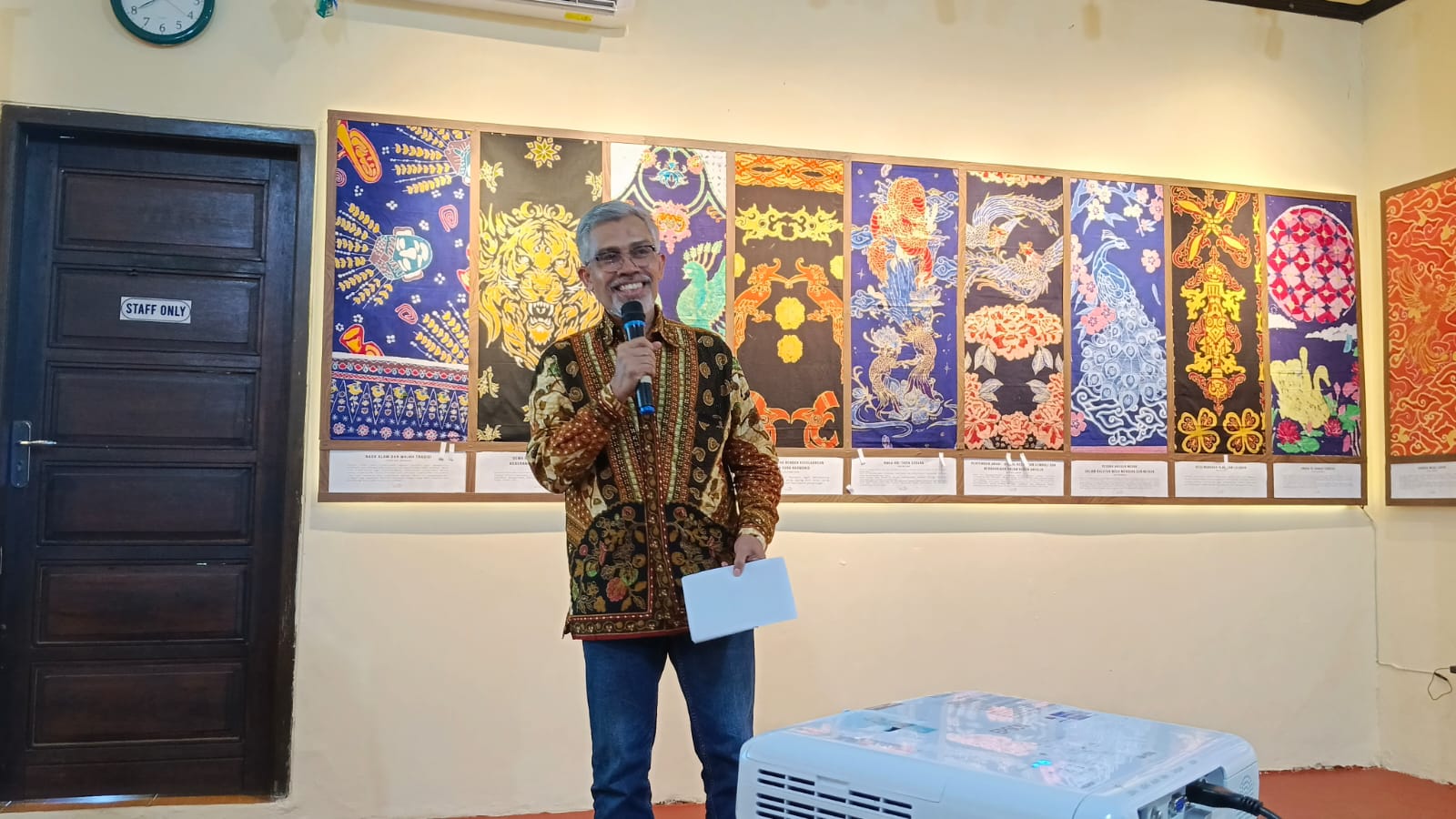 Dwi Lindawati, Wartawan Tugujatim.id Jadi Peserta Terbaik Journalism Fellowship on CSR 2025 Batch II 7 Dwi Lindawati