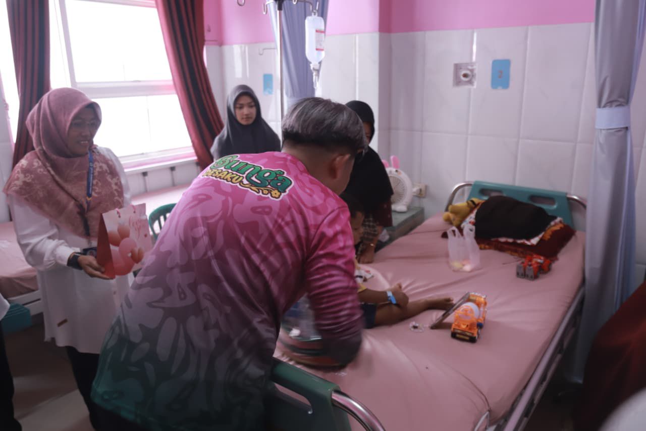 Bupati Jember Tinjau Puskesmas di Panti, Pastikan Implementasi Nyata Program UHC sampai Pelosok 2 Bupati Jember