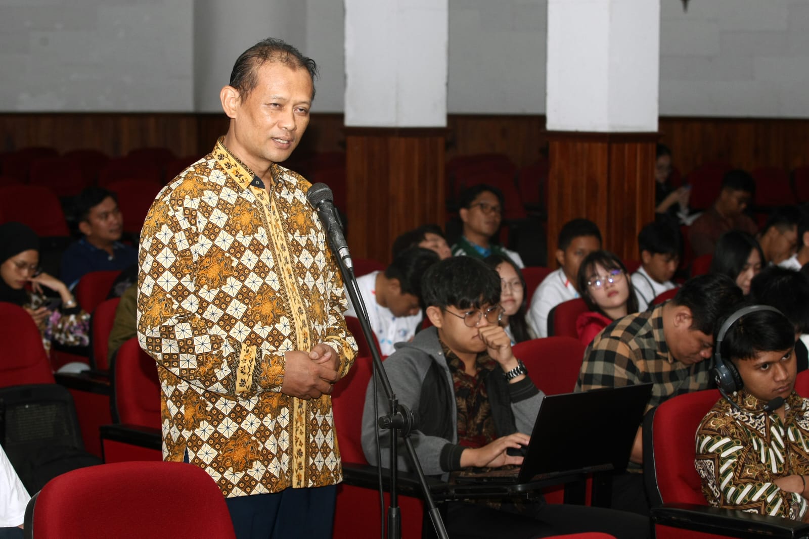 Microsoft Elevate Teacher Convening 2025: Gali Peluang dan Tantangan AI Masa Depan 4 tugujatim mmc microsoft 3