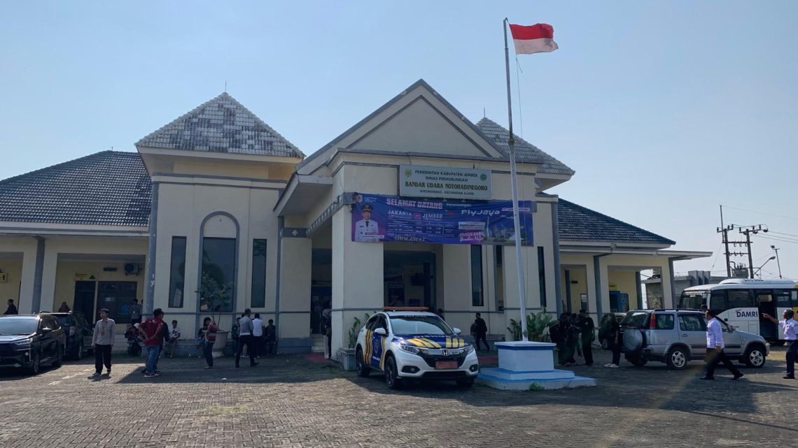 penerbangan Jember-Bali